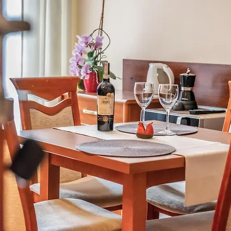 Δωμάτια σε οικογενειακή κατοικία Alesandro *