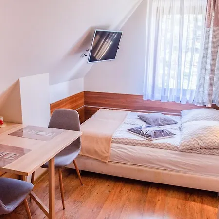 Alesandro Ζακοπάνε