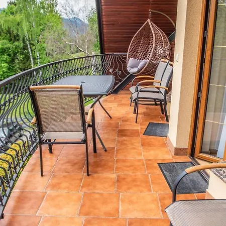 Alesandro Δωμάτια σε οικογενειακή κατοικία *