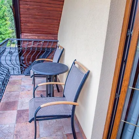 Alesandro * Ζακοπάνε