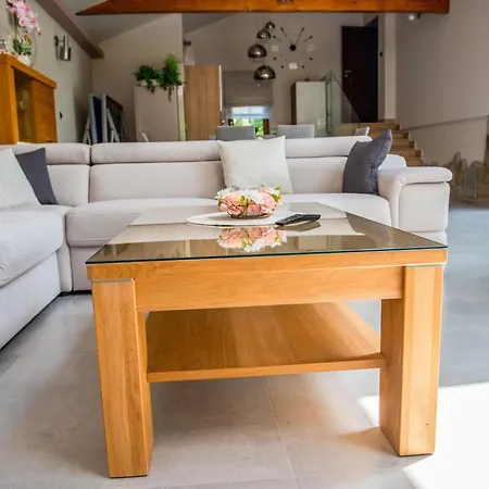 Δωμάτια σε οικογενειακή κατοικία Alesandro *