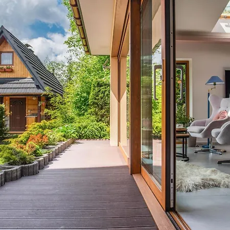 Δωμάτια σε οικογενειακή κατοικία Alesandro