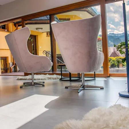 Alesandro Δωμάτια σε οικογενειακή κατοικία *